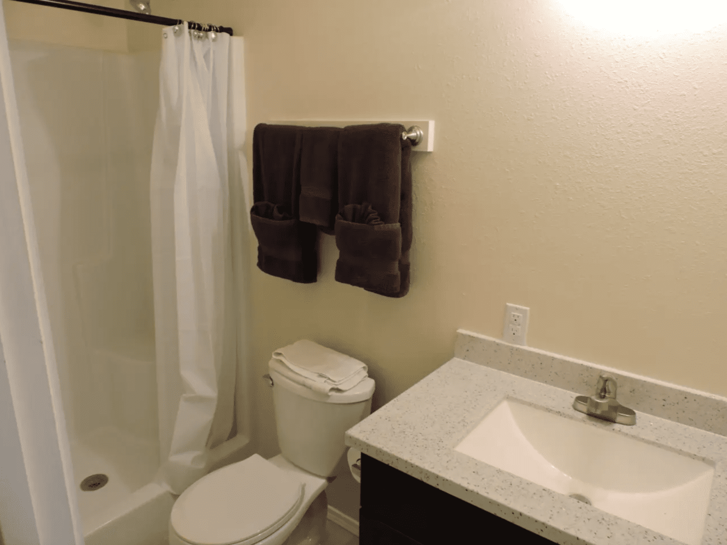 Cabin Bathroom at El Dorado Suites in Crystal City, TX